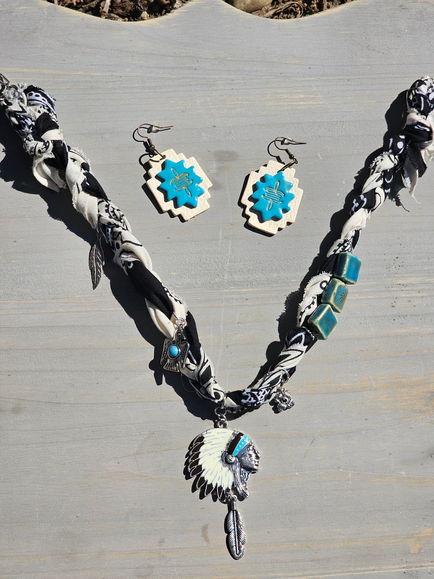 Native American Indian Pendent Bandana Necklace