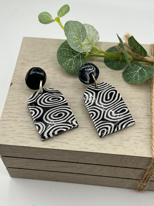 Black and White Swirls