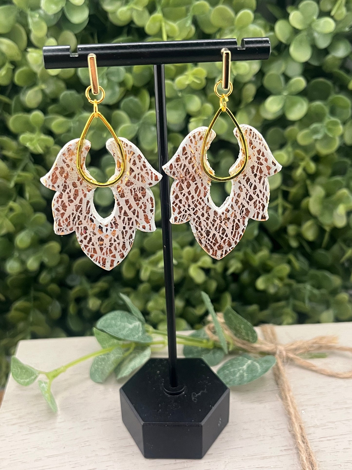 Gold Leaf Art Deco Earring